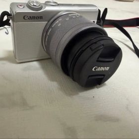 美品 値下げ不可キヤノン CANON EOS M100 EF-M 15-45mm