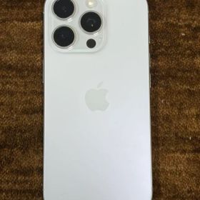 Apple iPhone 16Pro 本体