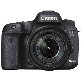 【中古】Canon デジタル一眼レフカメラ EOS 7D MarkII レンズキット EF-S18-135mmF3.5-5.6 ISUSM Wi-Fi