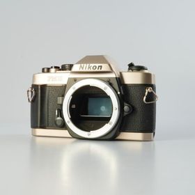 Nikon ニコン FM10 MF フィルム一眼レフカメラ