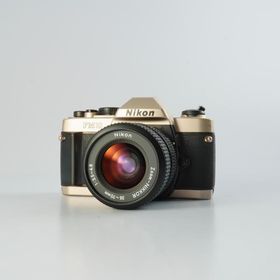 Nikon ニコン FM10 + Ai-S ZOOM Nikkor 35-70mm F/3.5-4.8 MF フィルム一眼レフカメラ