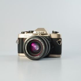 Nikon ニコン FM10 + Ai-S ZOOM Nikkor 35-70mm F/3.3-4.5 MF フィルム一眼レフカメラ