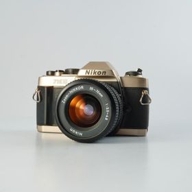 Nikon ニコン FM10 + Ai-S ZOOM Nikkor 35-70mm F/3.5-4.8 MF フィルム一眼レフカメラ