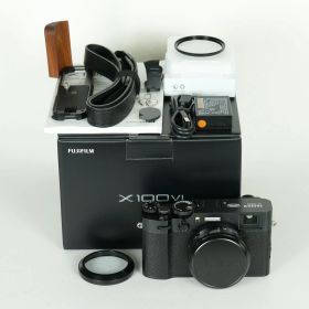 [美品 | シャッター数2,200回｜別売り付属品付] FUJIFILM X100VI [ブラック] | コンパクトデジタルカメラ