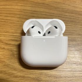 Apple AirPods 第4世代 ANC アクティブノイズキャンセリング