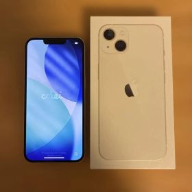 iPhone 13 128GB スターライト SIMフリー