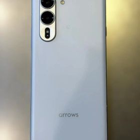 arrows Alpha ホワイト 512GB 美品 SIMフリー 付属品完備