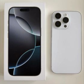 【美品】iPhone16pro ホワイトチタニウム SIMフリー 128GB