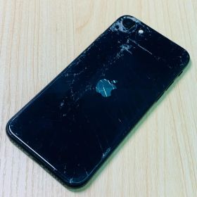 A5920 SIMフリー iPhoneSE 第3世代（SE3）64GB ブラック