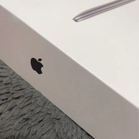 【美品】MacBook Air 13-inch