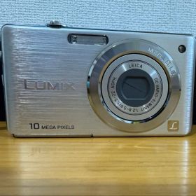 動作品 美品 Panasonic LUMIX DMC-FS7 コンデジ
