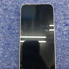 × 【起動確認済み】 iPhone13 ホワイトバッテリー77% 【スマホ】 【30】
