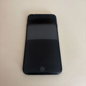 iPhone7 ブラック 32GB バッテリー77%