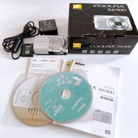 Nikon coolpix S6300 ニコン クールピクス コンデジ デジタルカメラ シルバー