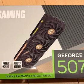 美品 ZOTAC RTX 5070 SOLID 12GB GDDR7
