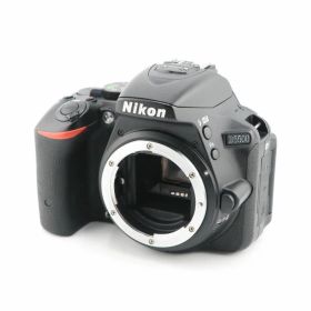 ★極上品★ショット数28,364回★ニコン NIKON D5500 ボディ★ W0621＃5278