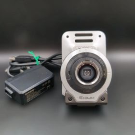 超美品 EXILIMデジカメEX -FR100 動作確認済み コンデジ