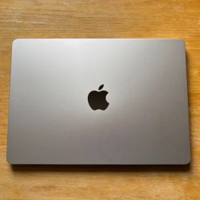 MacBook Air M2 8GB 256GB スターライト 13インチ 美品