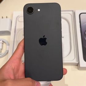 本日昼まで出品/最終値下げ【美品】iPhone 16e ブラック 128GB iPhone 16e 新品 74,000円 中古 63,000円 | ネット最安値の価格比較