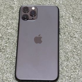 Apple iPhone 11 Pro 本体