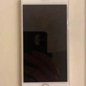 Apple iPhone 8 シルバー本体のみ バッテリー最大容量87%
