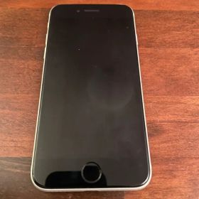 Apple iPhone SE 第2世代 128GB バッテリー100%
