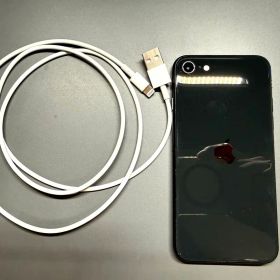 Apple iPhone SE (第二世代)本体128GB美品 ブラック