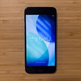 iPhoneSE2 64GB SIMロック解除済