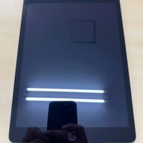 iPad 第9世代 64GB Wi-Fi+Celluarモデル スペースグレイ