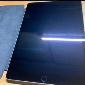 iPad 256GB 第9世代 10.2型 シルバー 純正cover