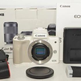 1115★良品・ショット数7000回以下★Canon EOS Kiss M ホワイト