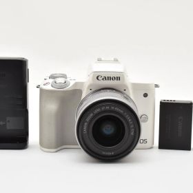 【返品保証】★極上品★キヤノン Canon EOS Kiss M レンズキット 15-45mm ホワイト 《ショット数2000回未満》★ L507#8232