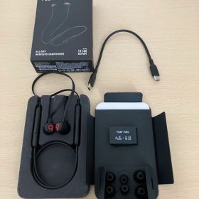 Beats Flex ワイヤレスイヤホン