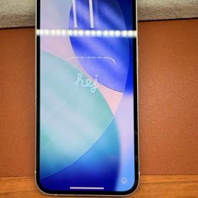 iPhone16e 128GB ホワイト本体