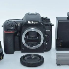 1174★新品級・ショット数1434回★Nikon デジタル一眼レフカメラ D7500 ボディ