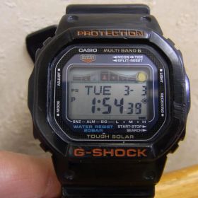 G-SHOCK G-LIDE GWX-5600 電波、ソーラー
