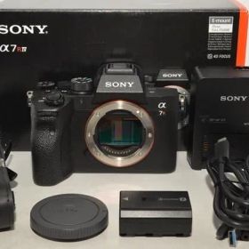 1067★新品級★SONY α7RM4 ボディ ILCE-7RM4