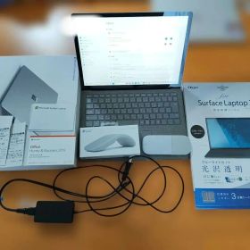 Microsoft Surface Laptop2本体 アークマウス付き