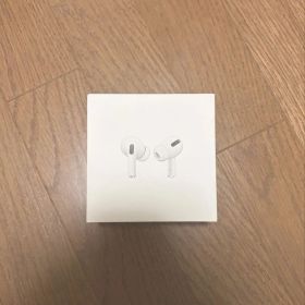 Apple AirPods Pro 第二世代 ライトニング充電