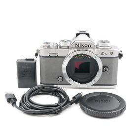 シャッター数28282枚 Nikon Z fc ボディ ナチュラルグレー プレミアムエクステリア張替 シルバー ミラーレス一眼カメラ