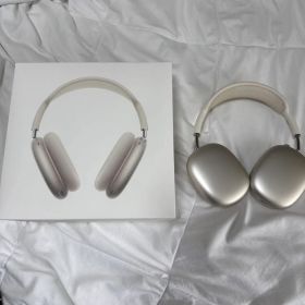 Apple AirPodsMax 2 2026年モデル スターライト