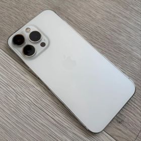 iPhone 13pro 本体のみ