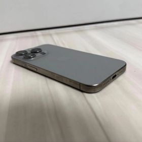 7/8 新品交換済 iPhone 15Pro ナチュラル 256gSIMフリー