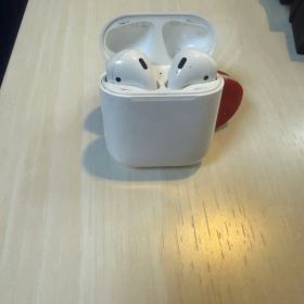 Apple AirPods 第二世代 本体 ワイヤレスイヤホン 動作確認済み