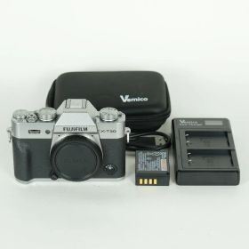 [良品 | シャッター数3,530回] FUJIFILM X-T30 [ボディ シルバー] | FUJIFILM Xマウント