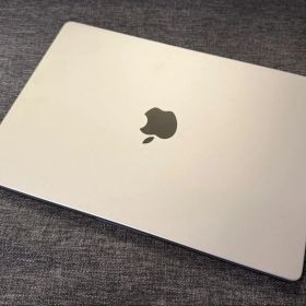 Apple MacBook Pro 14インチ M3 本体