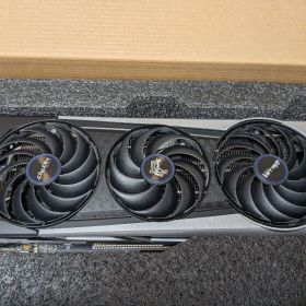 SAPPHIRE NITRO+ RX6700XT グラフィックボード 本体