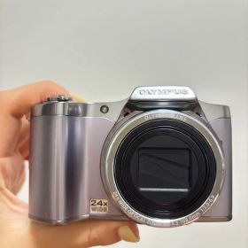 美品 OLYMPUS SZ-14 コンパクトデジタルカメラ