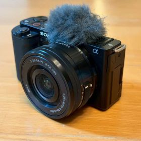 SONY ZV-E10パワーズームレンズキットミラーレス一眼カメラ(説明書なし)