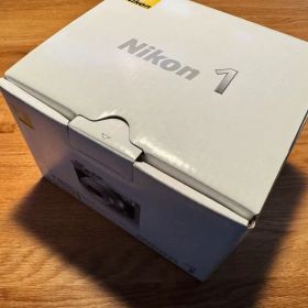 Nikon 1 J5 ダブルズームレンズキット シルバー 単焦点レンズセット